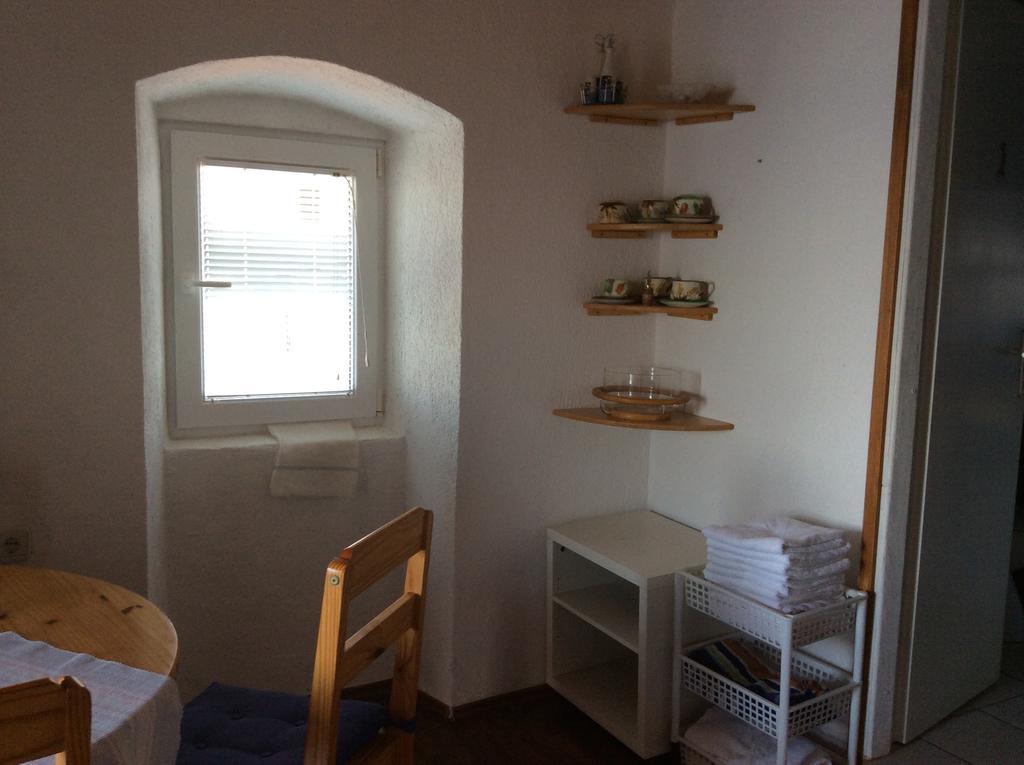 Apartman Ustrine Buitenkant foto